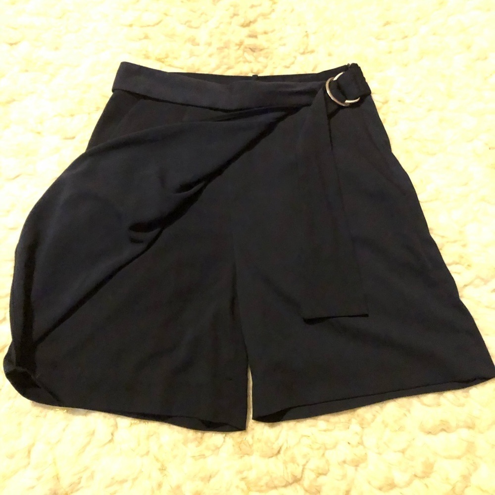 ⭐️ Zara Navy Blue Skort - Picture 3 of 6